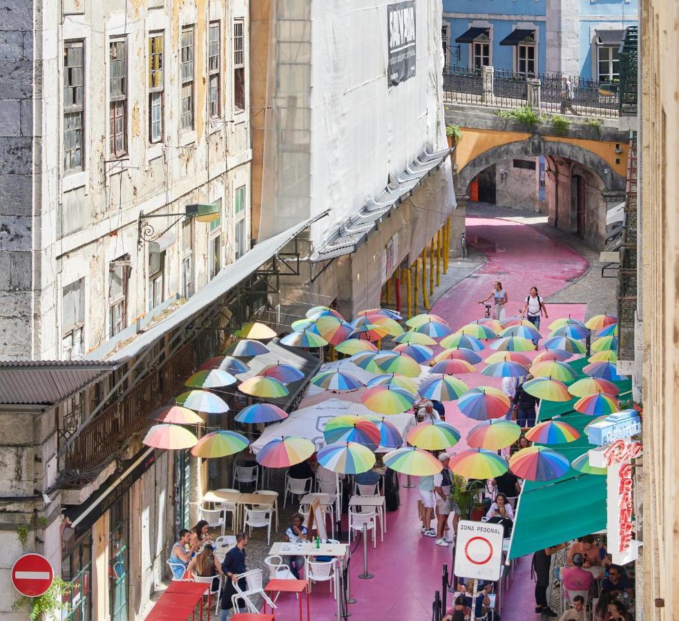 Sunny Pink Street Historical Apt, By Timecooler Lisboa Exterior foto