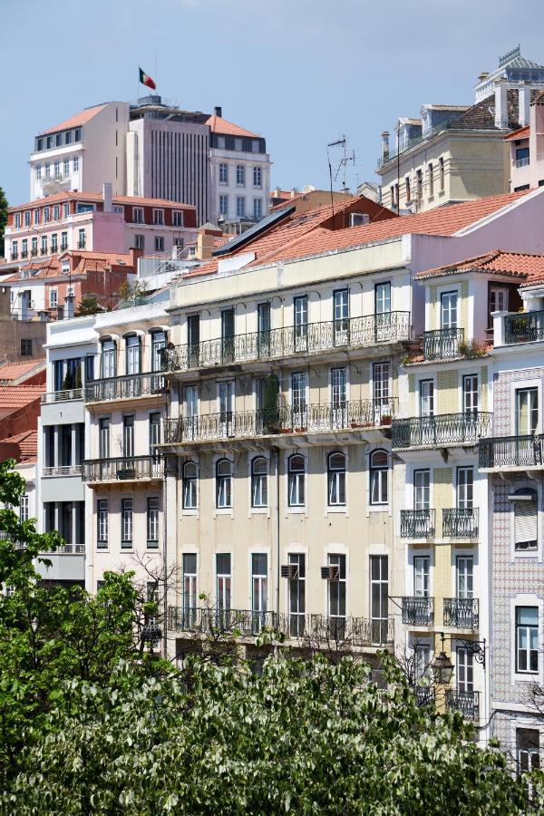 Sunny Pink Street Historical Apt, By Timecooler Lisboa Exterior foto