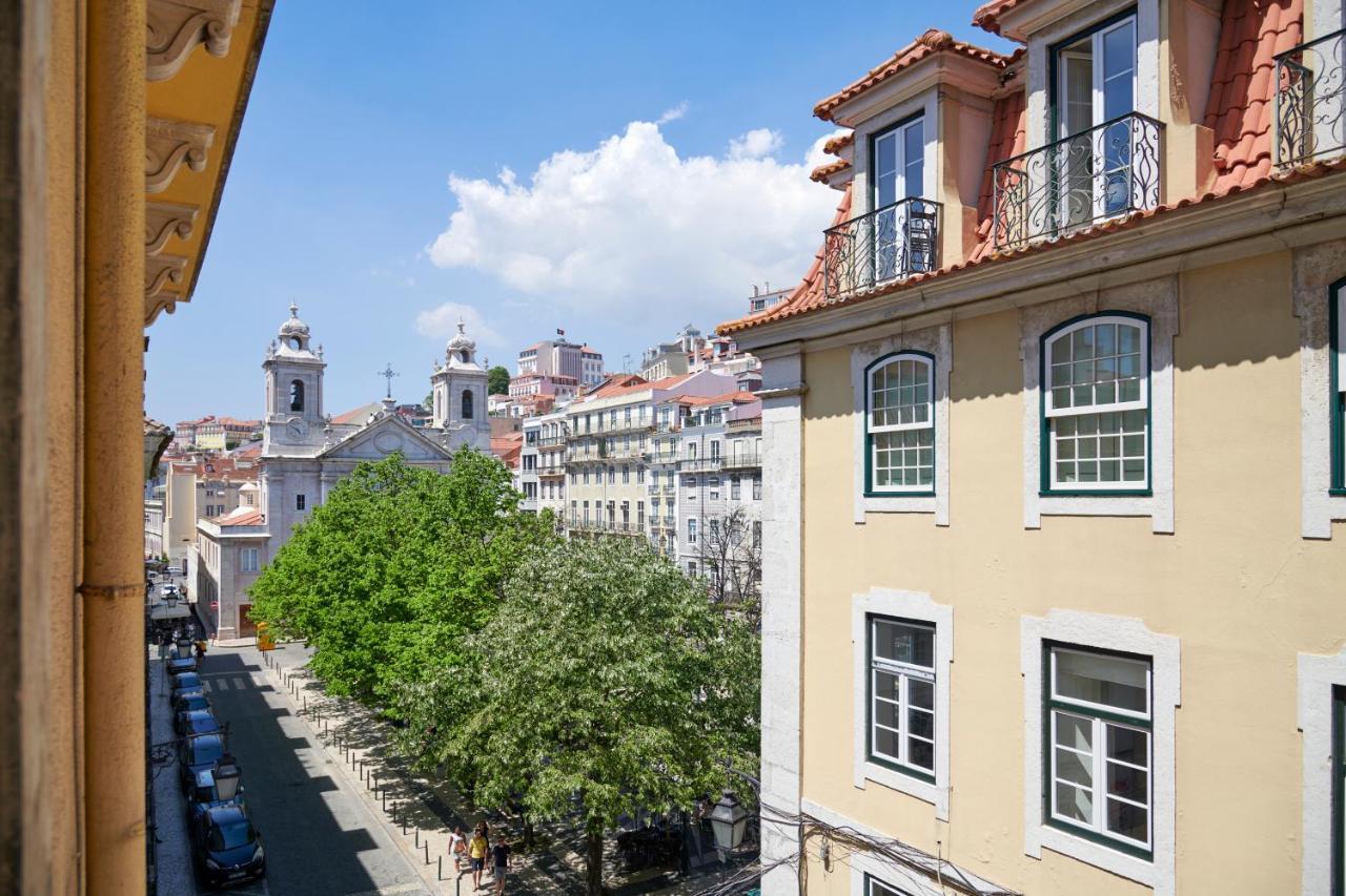 Sunny Pink Street Historical Apt, By Timecooler Lisboa Exterior foto